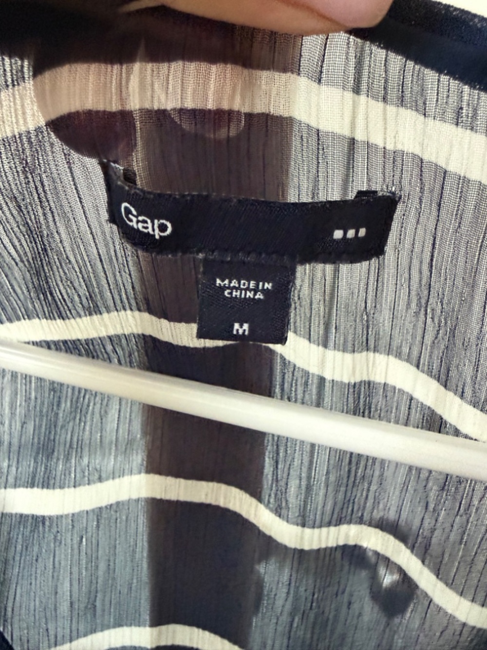 Gap Navy & White Striped Sheer Sleeveless Blouse Top Ruffle Detail Size M - Picture 2 of 3